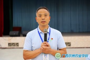 “传承五四精神 畅享美好未来”——我校召开2025年青年教职工座谈会